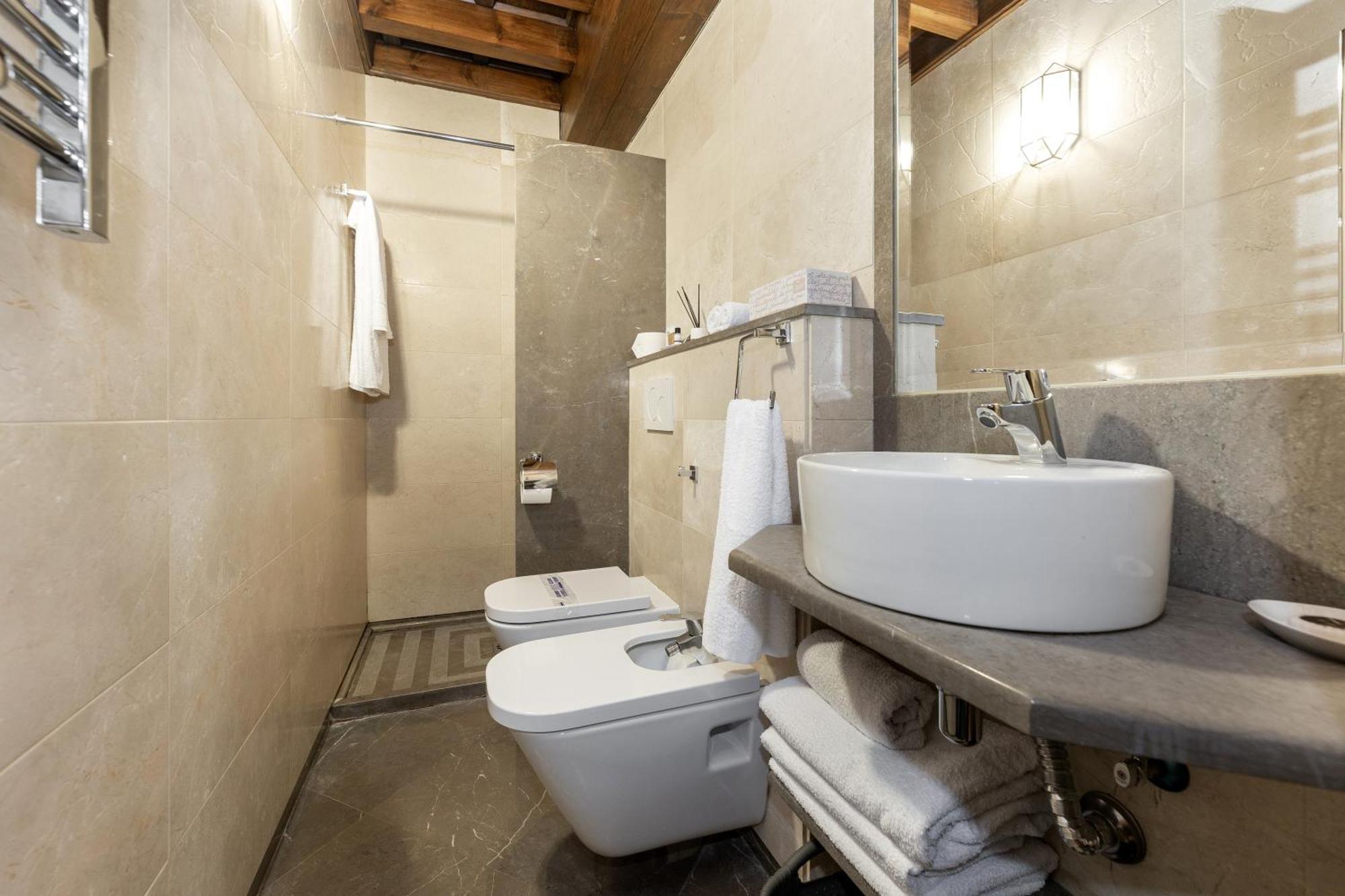 Apartamentos En Pleno Centro, Aljibe Rodrigo Del Campo 2C Гранада Экстерьер фото